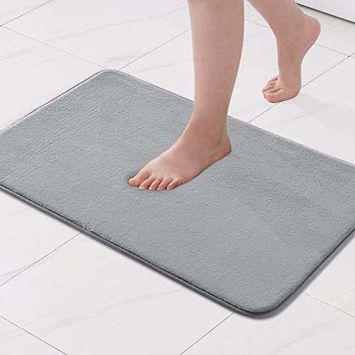 MIULEE 1 Pieza Alfombra Baño Antideslizante Alfombra Suave Absorbente Espuma de Memoria Microfibra Color Sólido para Bañera Ducha Dormitorio Pasillo Salón Cocina Entrada de Puerta 60x90cm Gris Claro
