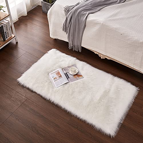 Cumay Piel de Imitación, Artificial Alfombra, excelente Piel sintética de Calidad Alfombra de Lana ，Adecuado para salón Dormitorio baño sofá Silla cojín (Blanco, 50 X 150 cm)